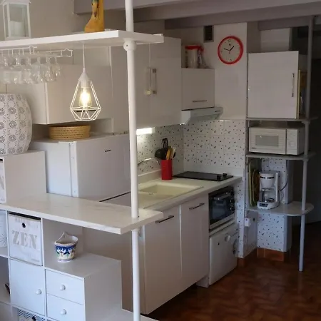 Apartamento T2 Avec Piscine, Parking Prive, Proche - 4 Couchages - - Fr-1-388-8 *